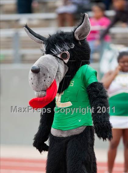 Thumbnail 1 in Sachse vs. Longview (5A Division 2 Region 2 Area) photogallery.