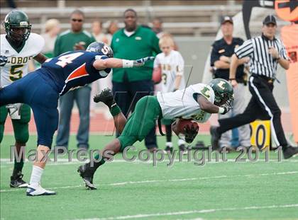 Thumbnail 2 in Sachse vs. Longview (5A Division 2 Region 2 Area) photogallery.