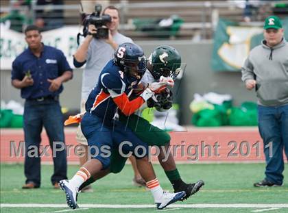 Thumbnail 2 in Sachse vs. Longview (5A Division 2 Region 2 Area) photogallery.