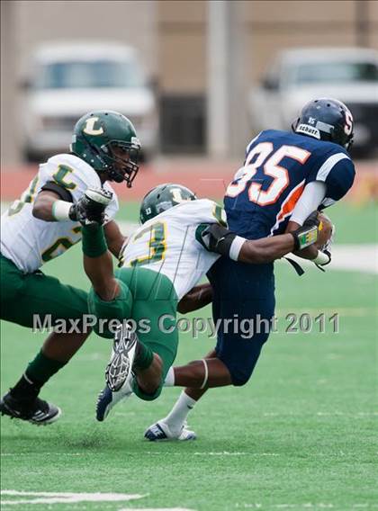 Thumbnail 3 in Sachse vs. Longview (5A Division 2 Region 2 Area) photogallery.
