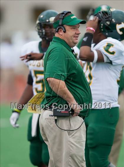 Thumbnail 2 in Sachse vs. Longview (5A Division 2 Region 2 Area) photogallery.