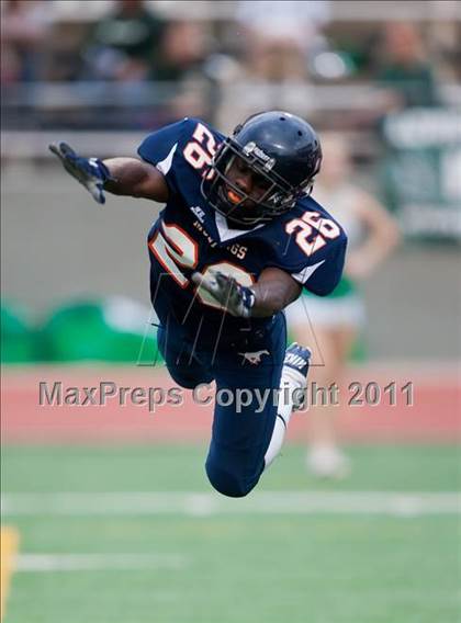 Thumbnail 3 in Sachse vs. Longview (5A Division 2 Region 2 Area) photogallery.