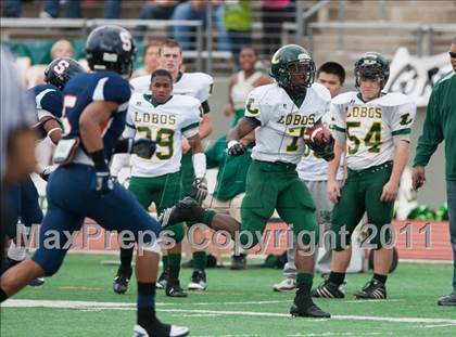 Thumbnail 3 in Sachse vs. Longview (5A Division 2 Region 2 Area) photogallery.