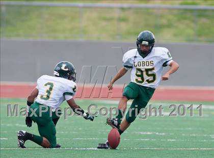 Thumbnail 3 in Sachse vs. Longview (5A Division 2 Region 2 Area) photogallery.