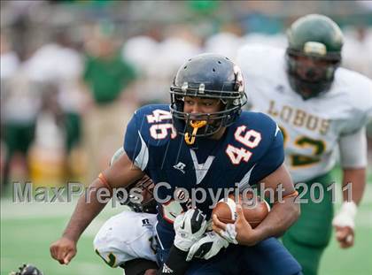 Thumbnail 3 in Sachse vs. Longview (5A Division 2 Region 2 Area) photogallery.
