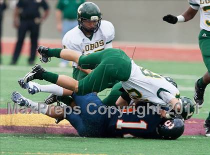 Thumbnail 1 in Sachse vs. Longview (5A Division 2 Region 2 Area) photogallery.