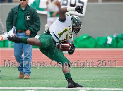 Thumbnail 3 in Sachse vs. Longview (5A Division 2 Region 2 Area) photogallery.