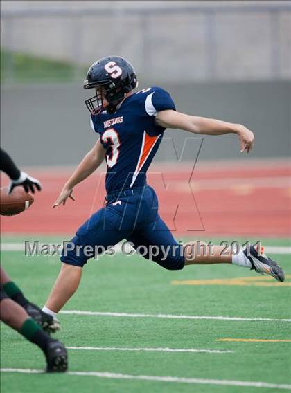 Thumbnail 2 in Sachse vs. Longview (5A Division 2 Region 2 Area) photogallery.
