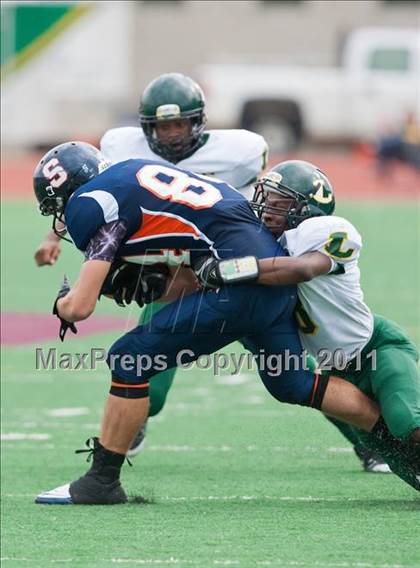 Thumbnail 3 in Sachse vs. Longview (5A Division 2 Region 2 Area) photogallery.