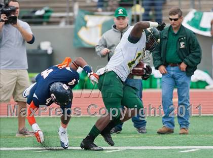 Thumbnail 1 in Sachse vs. Longview (5A Division 2 Region 2 Area) photogallery.