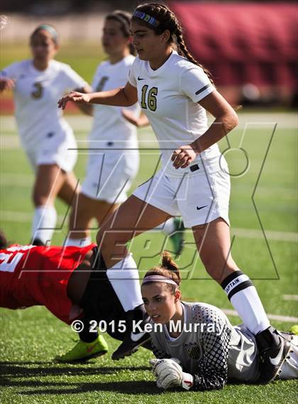 Thumbnail 3 in Bellaire vs Klein Oak photogallery.