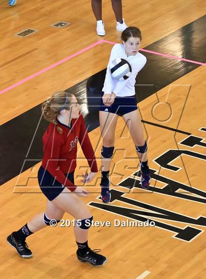 Thumbnail 3 in Teurlings Catholic vs Archbishop Hannan (Catholic League Tournament) photogallery.