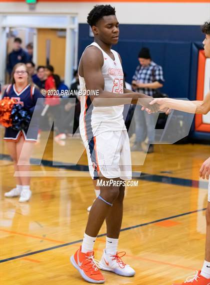 Thumbnail 1 in O'Dea @ Eastside Catholic photogallery.
