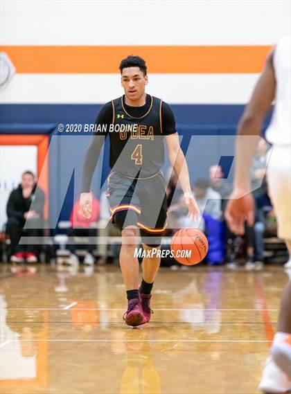 Thumbnail 3 in O'Dea @ Eastside Catholic photogallery.