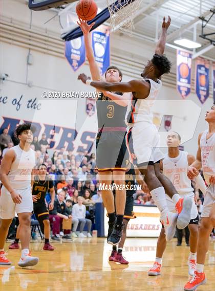 Thumbnail 3 in O'Dea @ Eastside Catholic photogallery.