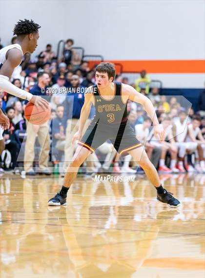 Thumbnail 3 in O'Dea @ Eastside Catholic photogallery.