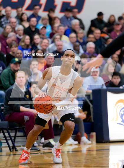 Thumbnail 1 in O'Dea @ Eastside Catholic photogallery.