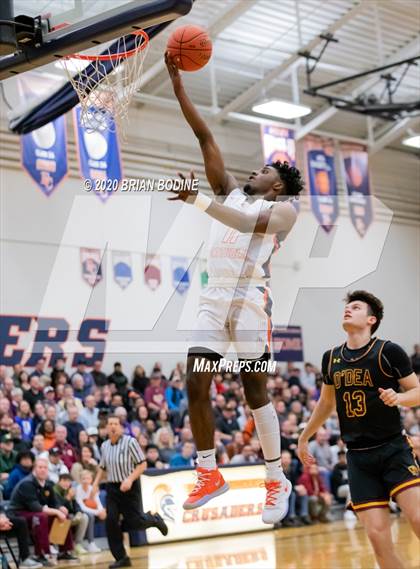 Thumbnail 2 in O'Dea @ Eastside Catholic photogallery.
