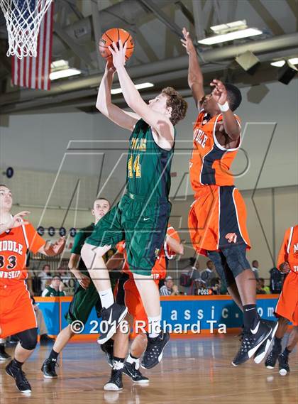 Thumbnail 3 in Emmaus vs Middle Township (Boardwalk Basketball Classic) photogallery.