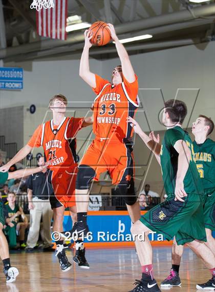 Thumbnail 3 in Emmaus vs Middle Township (Boardwalk Basketball Classic) photogallery.