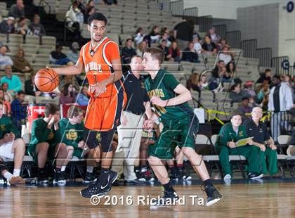 Thumbnail 3 in Emmaus vs Middle Township (Boardwalk Basketball Classic) photogallery.