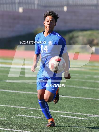 Thumbnail 1 in Crawford vs. Scripps Ranch (25th Annual San Diego Holiday Classic) photogallery.