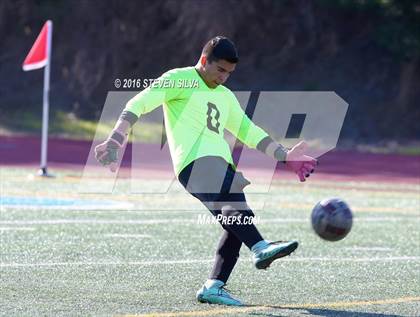 Thumbnail 1 in Crawford vs. Scripps Ranch (25th Annual San Diego Holiday Classic) photogallery.