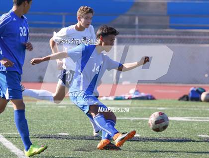 Thumbnail 1 in Crawford vs. Scripps Ranch (25th Annual San Diego Holiday Classic) photogallery.