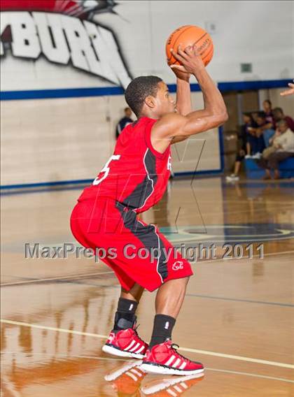 Thumbnail 1 in Crosby @ Chavez (McDonald's Texas Invitational) photogallery.