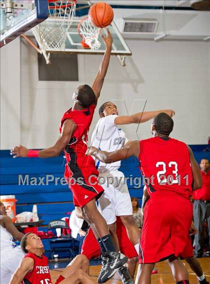 Thumbnail 3 in Crosby @ Chavez (McDonald's Texas Invitational) photogallery.