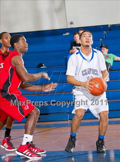 Thumbnail 1 in Crosby @ Chavez (McDonald's Texas Invitational) photogallery.