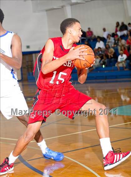 Thumbnail 3 in Crosby @ Chavez (McDonald's Texas Invitational) photogallery.
