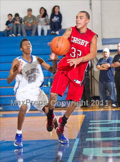 Thumbnail 2 in Crosby @ Chavez (McDonald's Texas Invitational) photogallery.