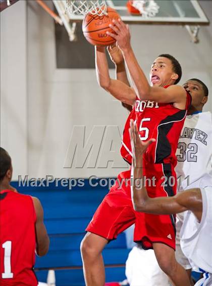 Thumbnail 3 in Crosby @ Chavez (McDonald's Texas Invitational) photogallery.