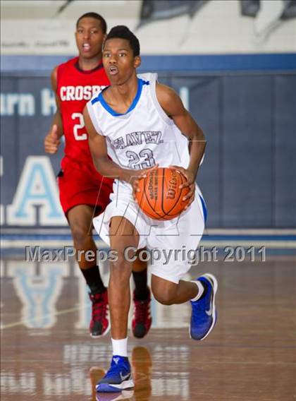 Thumbnail 2 in Crosby @ Chavez (McDonald's Texas Invitational) photogallery.