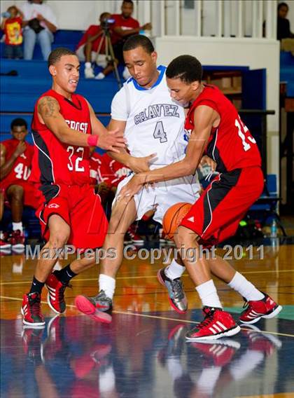 Thumbnail 1 in Crosby @ Chavez (McDonald's Texas Invitational) photogallery.