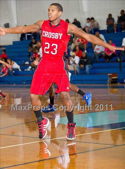 Thumbnail 3 in Crosby @ Chavez (McDonald's Texas Invitational) photogallery.