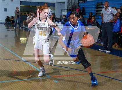Thumbnail 2 in Ventura vs. Serra photogallery.