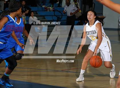 Thumbnail 1 in Ventura vs. Serra photogallery.
