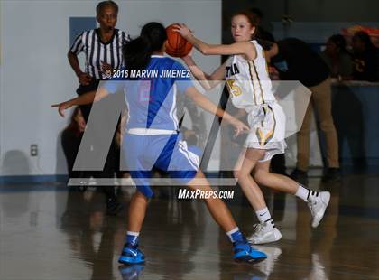 Thumbnail 1 in Ventura vs. Serra photogallery.