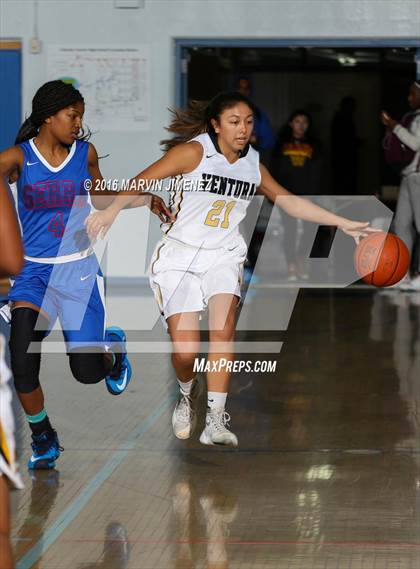 Thumbnail 1 in Ventura vs. Serra photogallery.