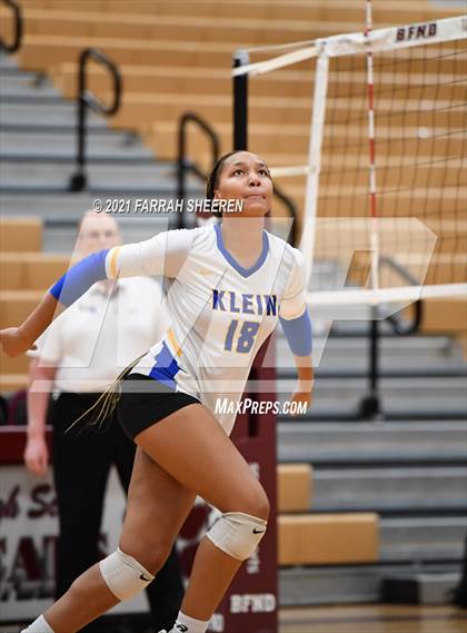 Thumbnail 2 in Grand Oaks vs. Klein (KISD/CFISD Varsity Tournament) photogallery.