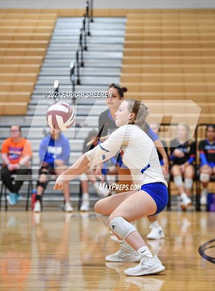 Thumbnail 1 in Grand Oaks vs. Klein (KISD/CFISD Varsity Tournament) photogallery.