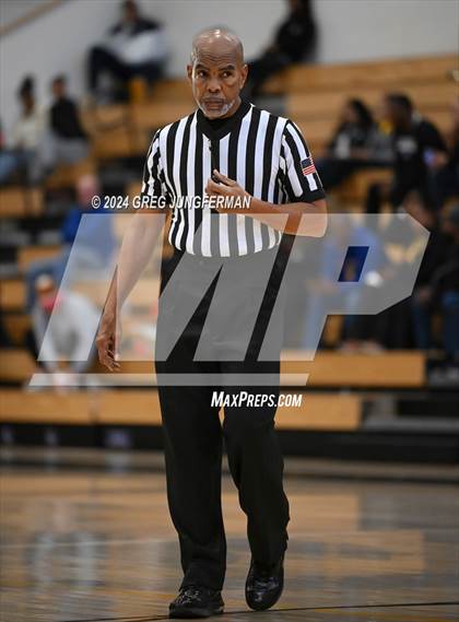 Thumbnail 3 in Priory vs. Salesian College Preparatory (Bishop O'Dowd MLK Classic) photogallery.