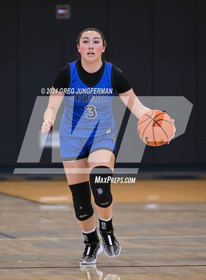 Thumbnail 2 in Priory vs. Salesian College Preparatory (Bishop O'Dowd MLK Classic) photogallery.