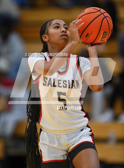 Thumbnail 1 in Priory vs. Salesian College Preparatory (Bishop O'Dowd MLK Classic) photogallery.