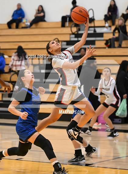 Thumbnail 3 in Priory vs. Salesian College Preparatory (Bishop O'Dowd MLK Classic) photogallery.