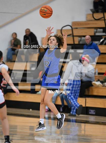 Thumbnail 2 in Priory vs. Salesian College Preparatory (Bishop O'Dowd MLK Classic) photogallery.