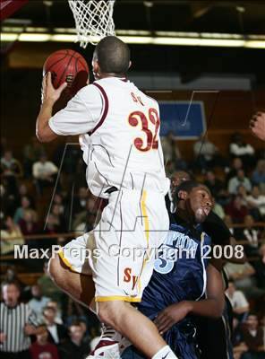 Thumbnail 1 in Simi Valley vs. Compton (MaxPreps Holiday Classic) photogallery.