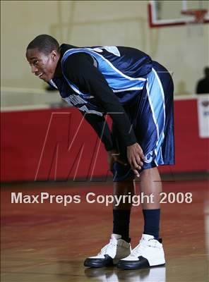 Thumbnail 3 in Simi Valley vs. Compton (MaxPreps Holiday Classic) photogallery.